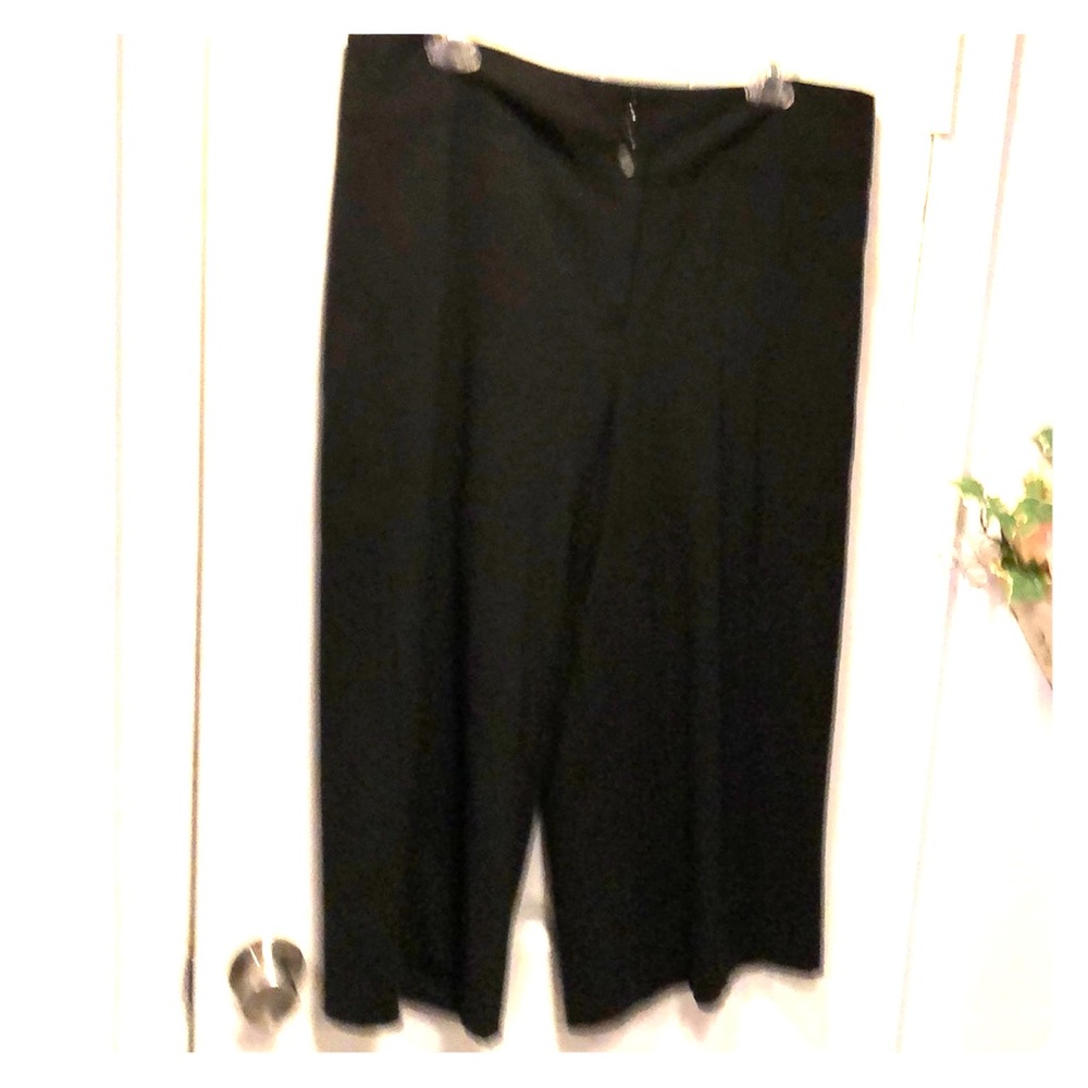 Black gauchos